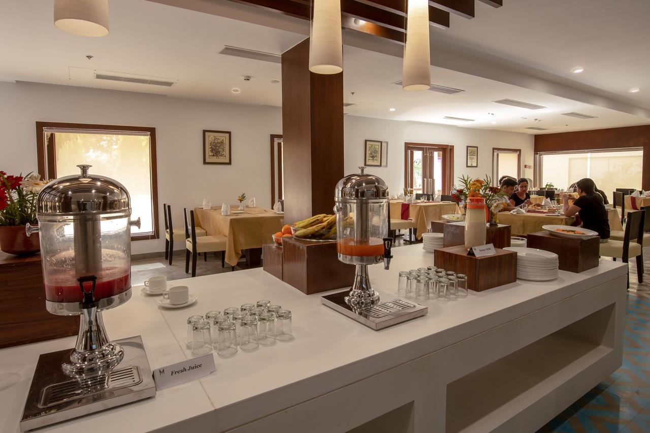 Mint Bundela Resort Κχατζουράχο Εξωτερικό φωτογραφία